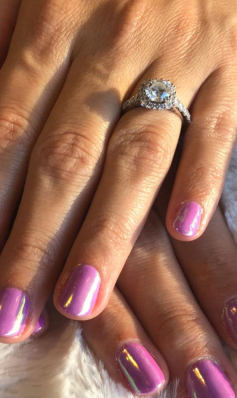 nails